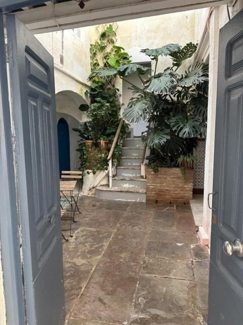 Apartment In Old Town With Roof Terrace And Fibre, Tarifa Eksteriør billede