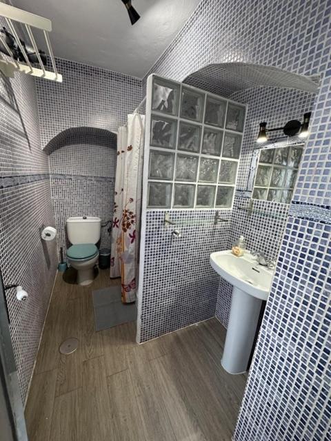 Apartment In Old Town With Roof Terrace And Fibre, Tarifa Eksteriør billede